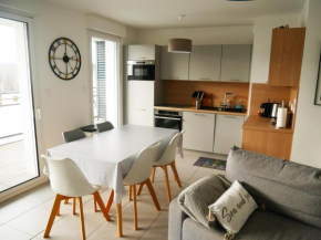 Appartement Tout Confort à Arzon - Proche Plage du Fogeo, Commerces et Activités - FR-1-639-30